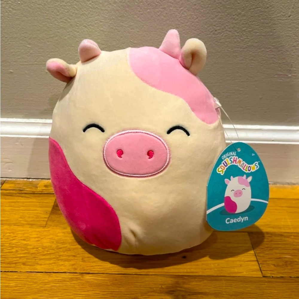 Squishmallow Caedyn The Cow